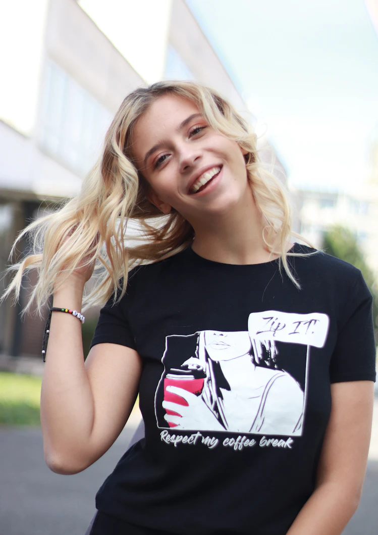Make Me tee
